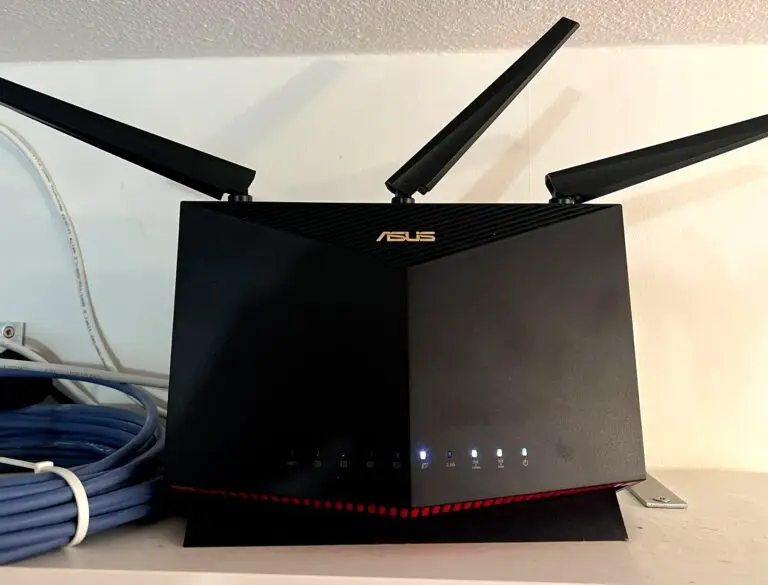 Egen ASUS-router till fibern gav starkare wifi i Stockholm