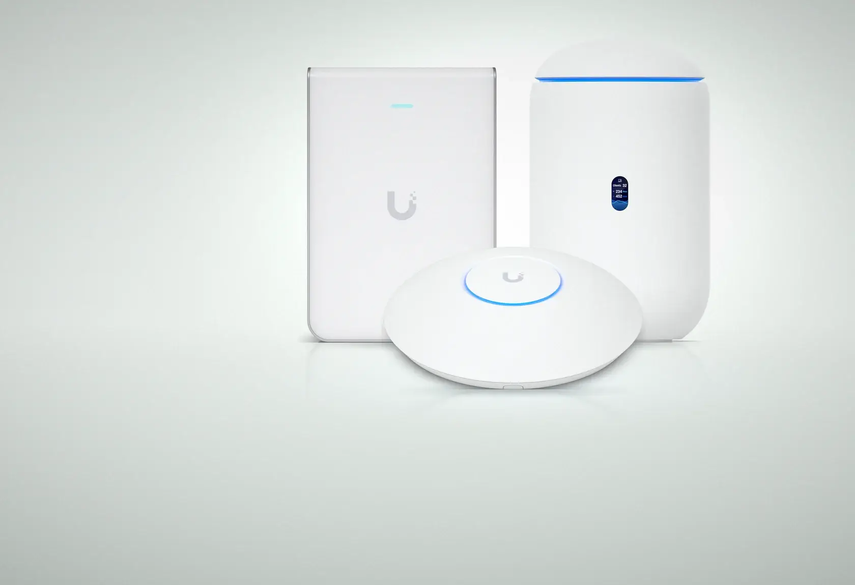 UniFi Dream Router 7, U7 Pro Wall och U7 Pro för stabilt wifi i hela hemmet
